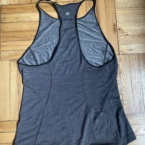 Lululemon workout tank